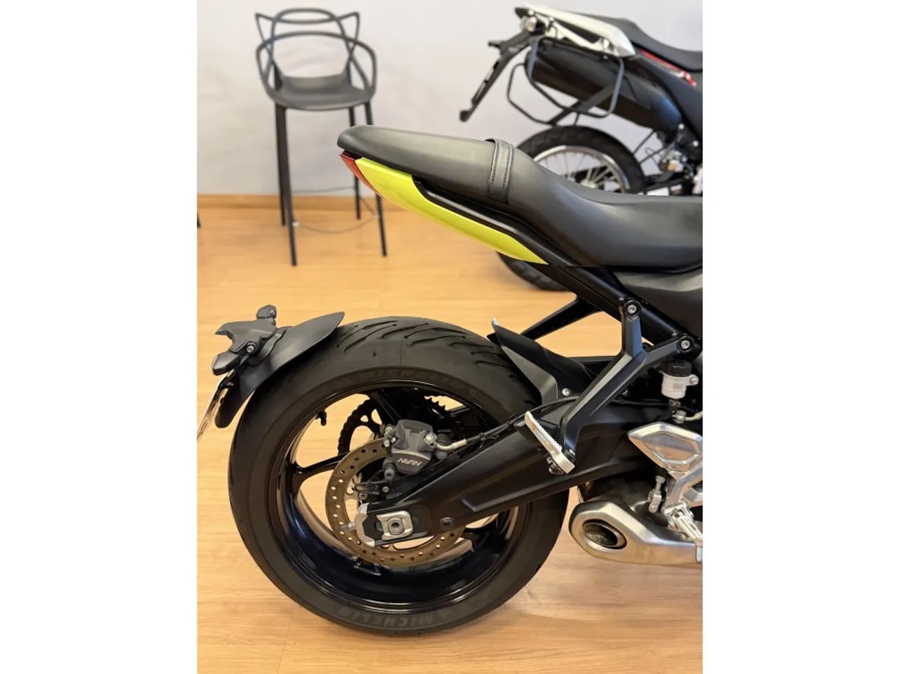 Triumph Trident 660 2024 - Foto 3