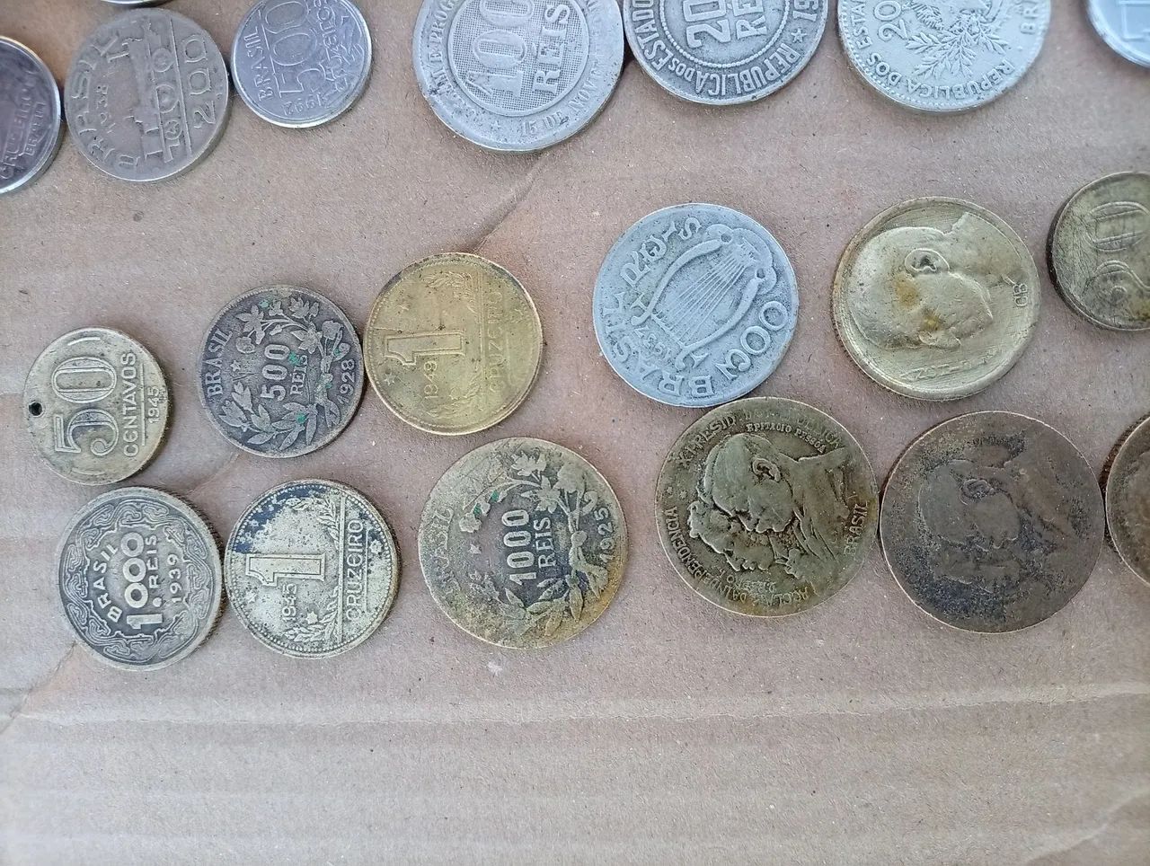 Moedas antigas de colecionadores, cédulas.  - Foto 4