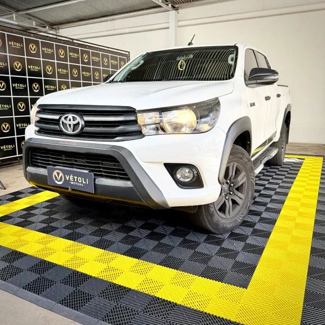 Toyota Hilux Hilux CD SR CHALL. 4x4 2.8 TDI Dies Aut. 2018