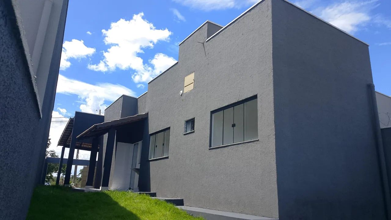 Casa nova com 2 quartos e 180 m² de terreno | Aceita financiamento
