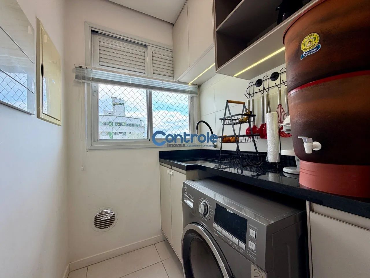 Apartamento com 03 dormitórios em Barreiros, São José/SC! - Foto 3