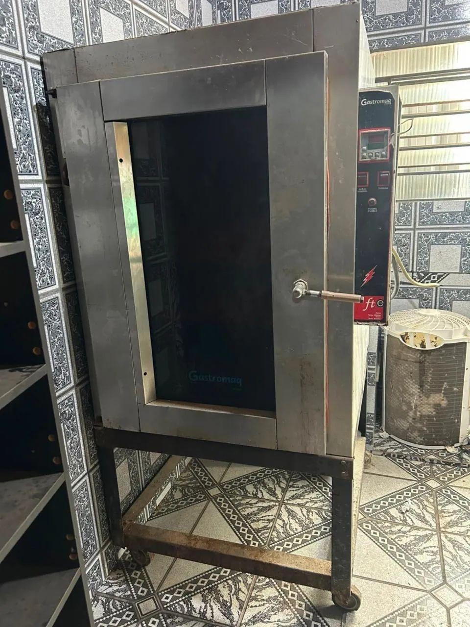 Forno em ótimo estado 