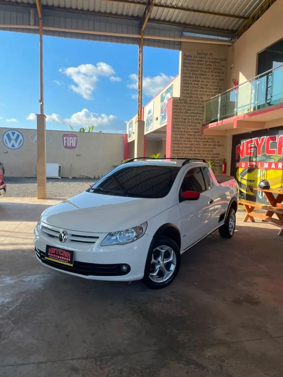 Volkswagen Saveiro 1.6 MI Total Flex 8V CE 2011 - Foto 2