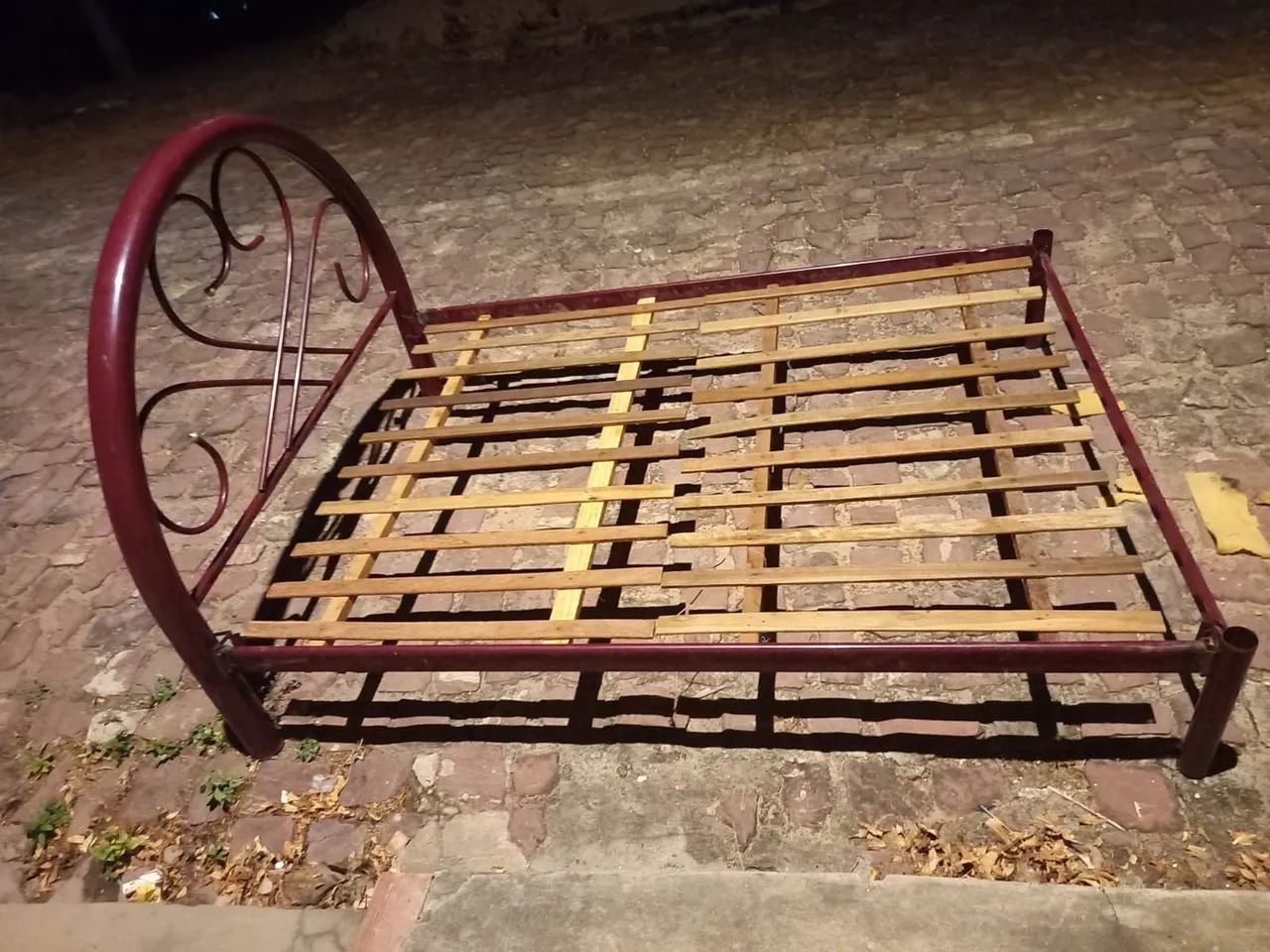 Cama de ferro casal - Foto 2
