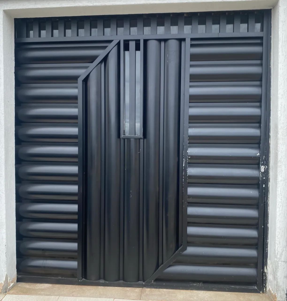 Gate and Window65115635318401122
