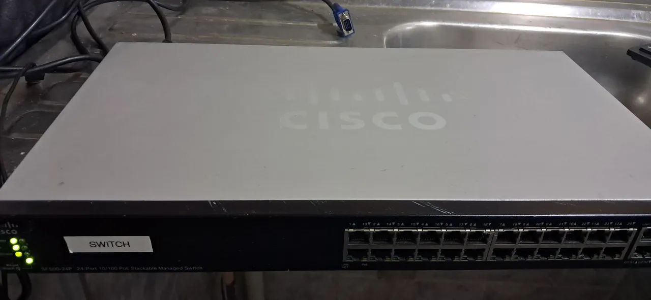 SWITCH CISCO SF500