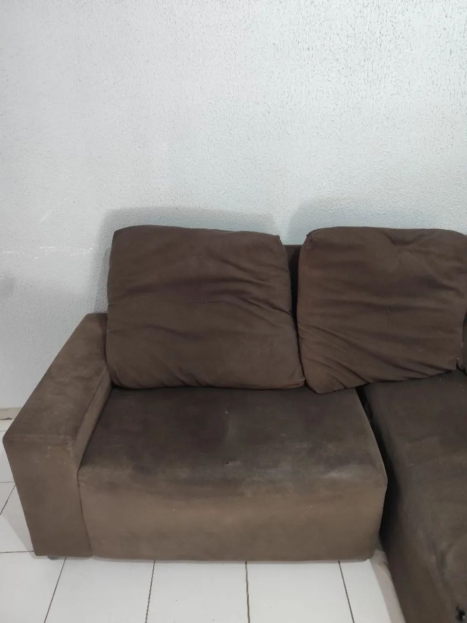 Sofá de Canto em L - Grande, Confortável e Resistente - Foto 3