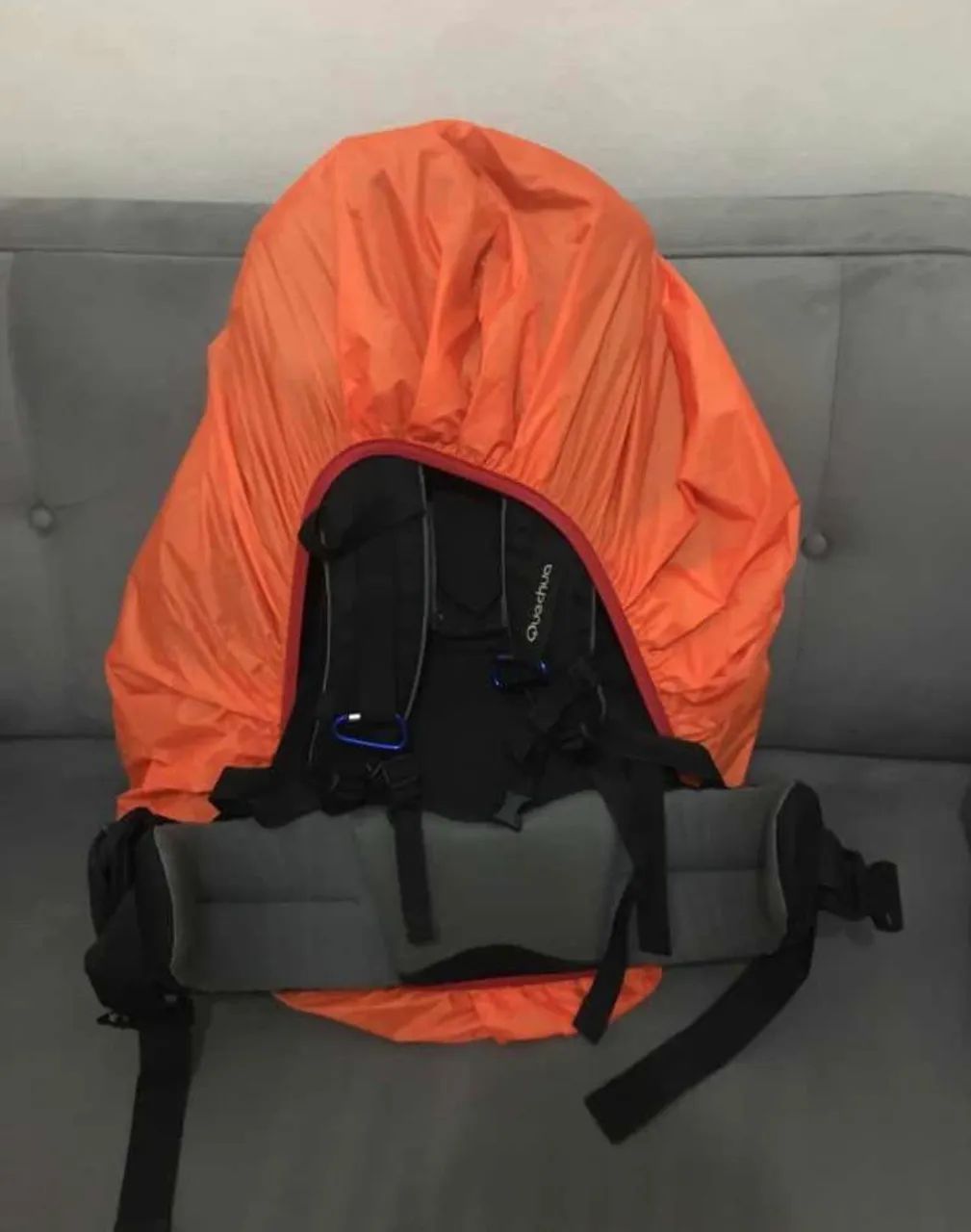 Mochila Quechua Viagem / Camping  - Foto 4