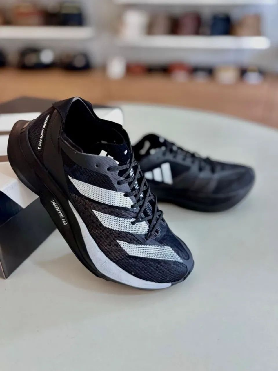 Tênis Adidas Adizero Adios Pro 3 Pulse preto e prata - Calçados