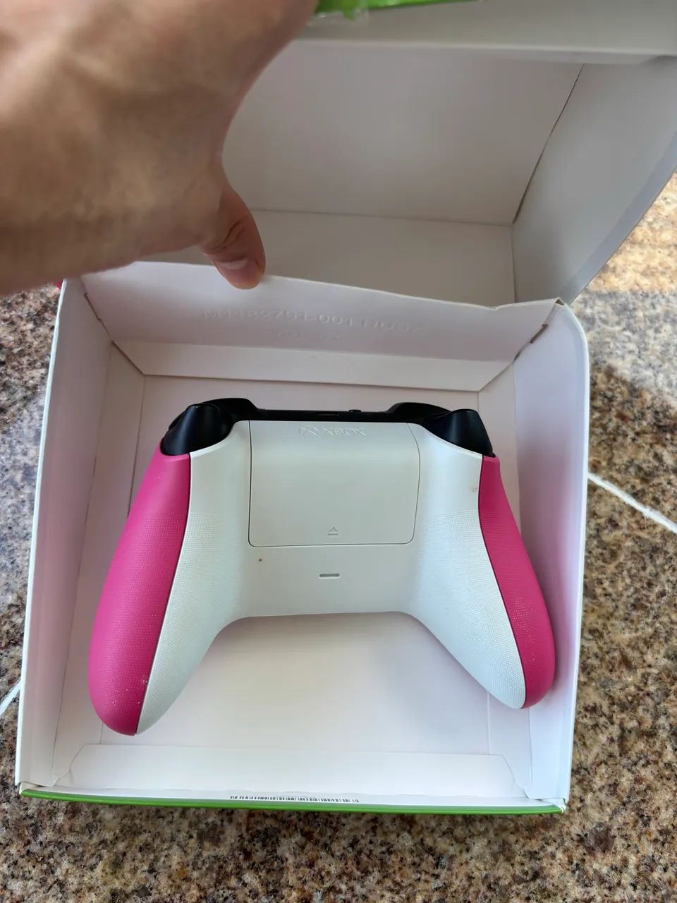 Controle Xbox Series X|S Deep Pink - Foto 3