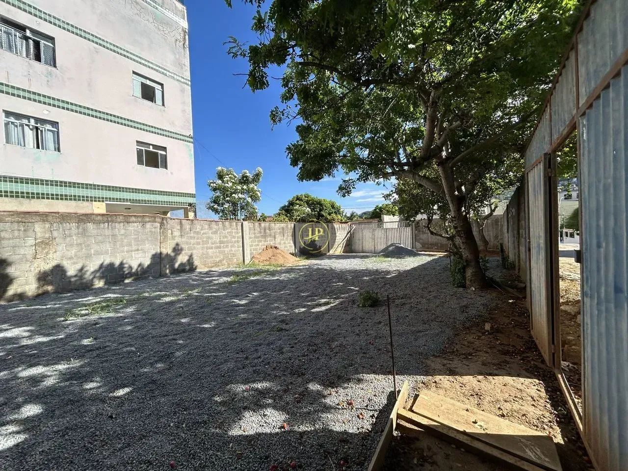 TERRENO COM ÁREA CONSTRUÍDA TABUAZEIRO - Foto 4