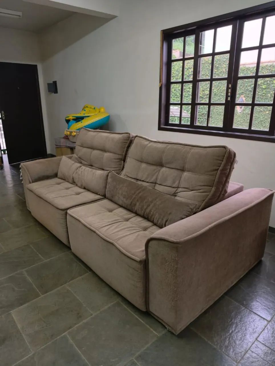 Sofá Retrátil e Reclinável 2,50m Muito Confortável - Foto 3