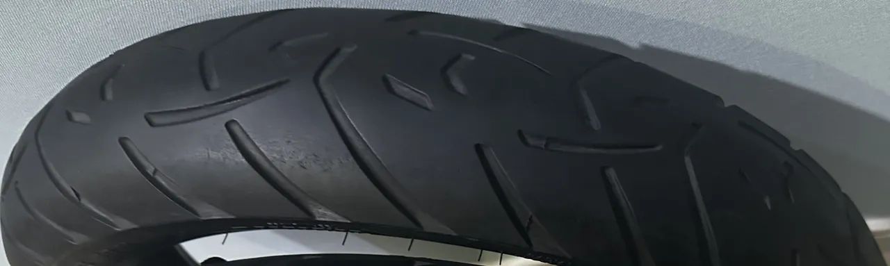 Pneu moto BMW GS Metzeler Tourance Next 120/70 R19 (alemao) usado - Dianteiro - Foto 6