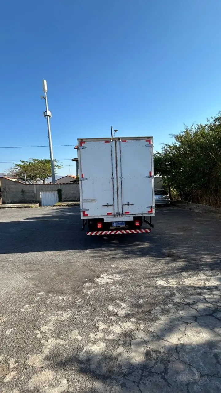 Ford Cargo - 816 Bau 2013 - Foto 4