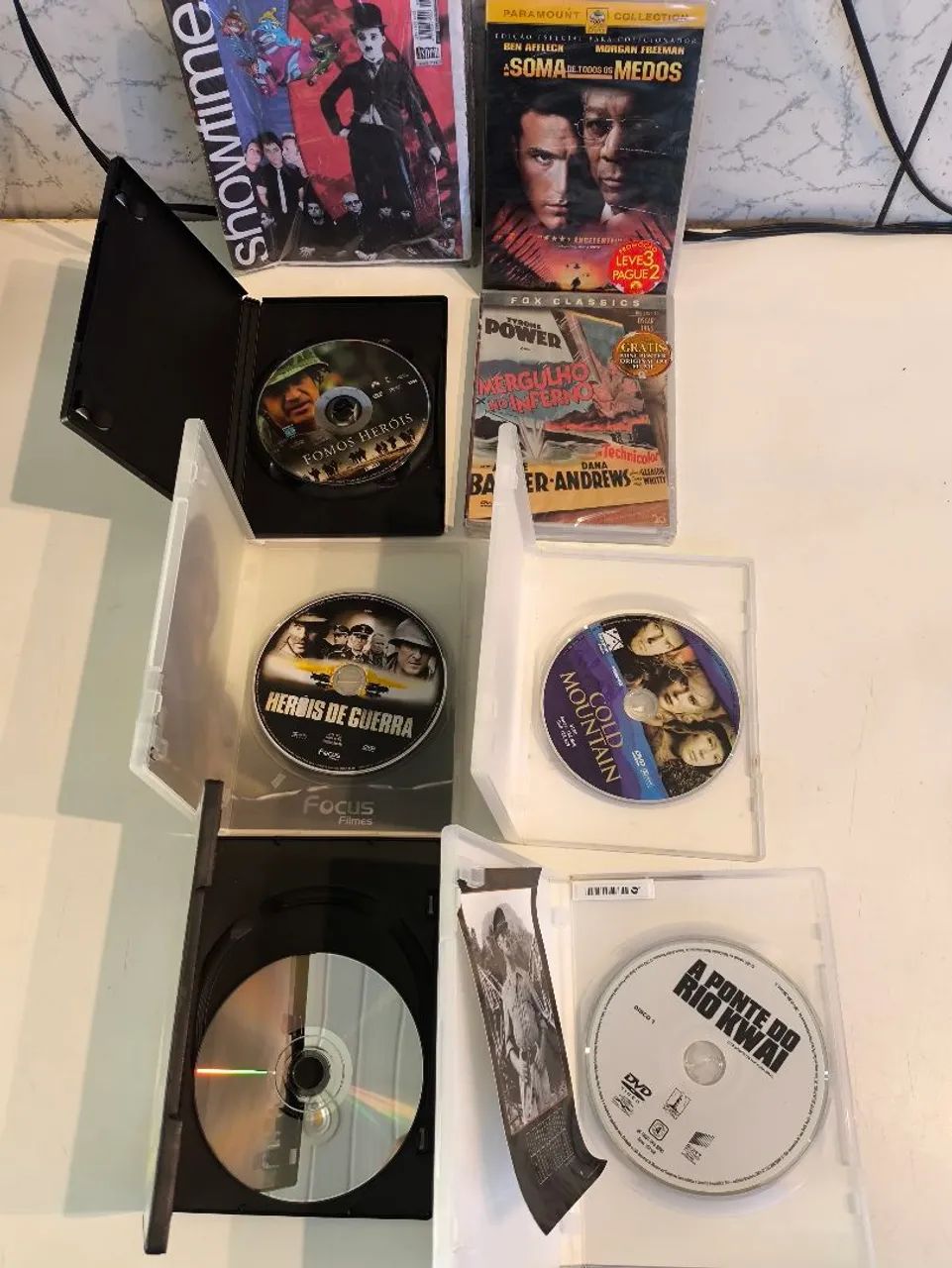 Lote 8 DVDs  de filmes - Clássicos, Guerra E Suspense (Originais) - Foto 3