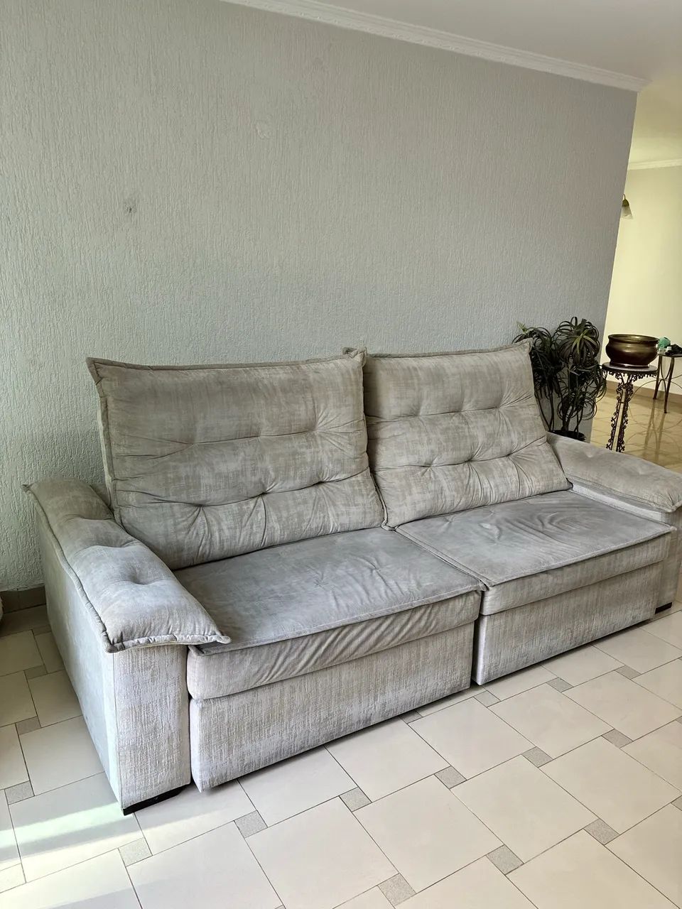 SOFÁ 4 lugares - reclinável - retrátil  - Foto 3
