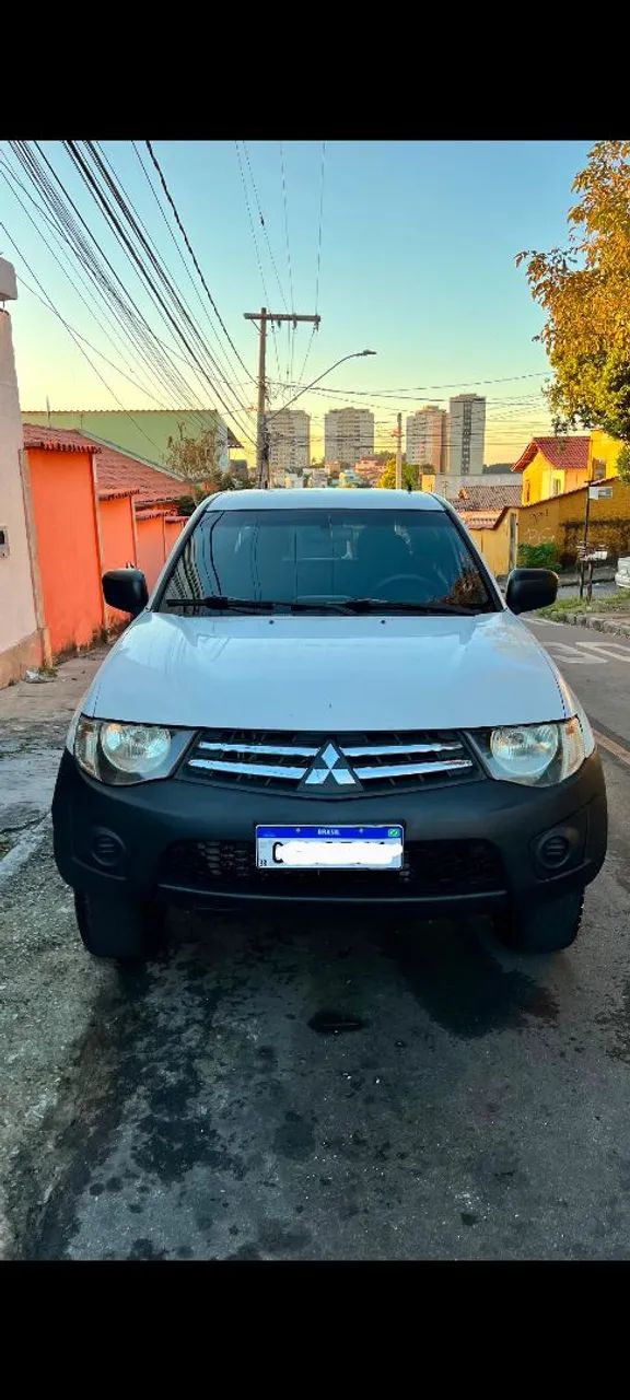 Mitsubishi L200 2013