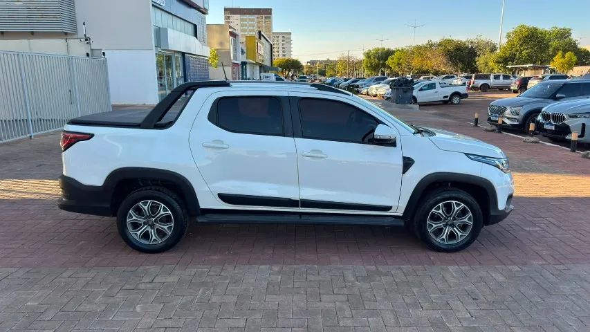 Fiat Strada Volcano 1.3 Flex 8V CD 2021 - Foto 4