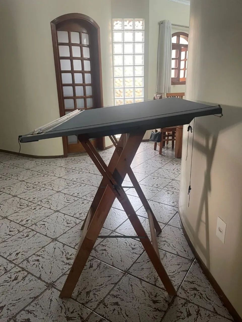 Prancheta de Desenho Técnico Desetec Trident A1 com Cavalete de Madeira - 1,00m x 80cm - Foto 4