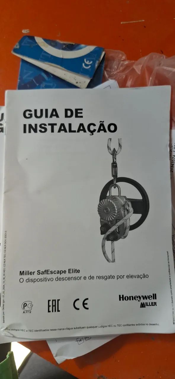 DISPOSITIVO DE RESGATE HONNEYWEEL MILLER 120M DE CORDA - Foto 3