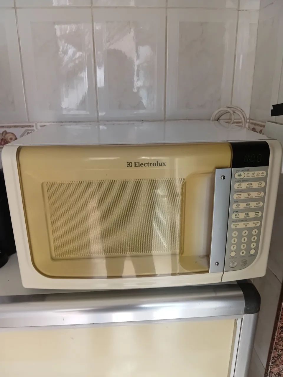 Microondas Eletrolux MEF41 ler todo o anúncio 