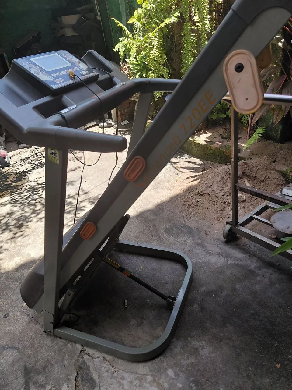 Esteira Athletic Advanced 720EE!!! - Foto 2