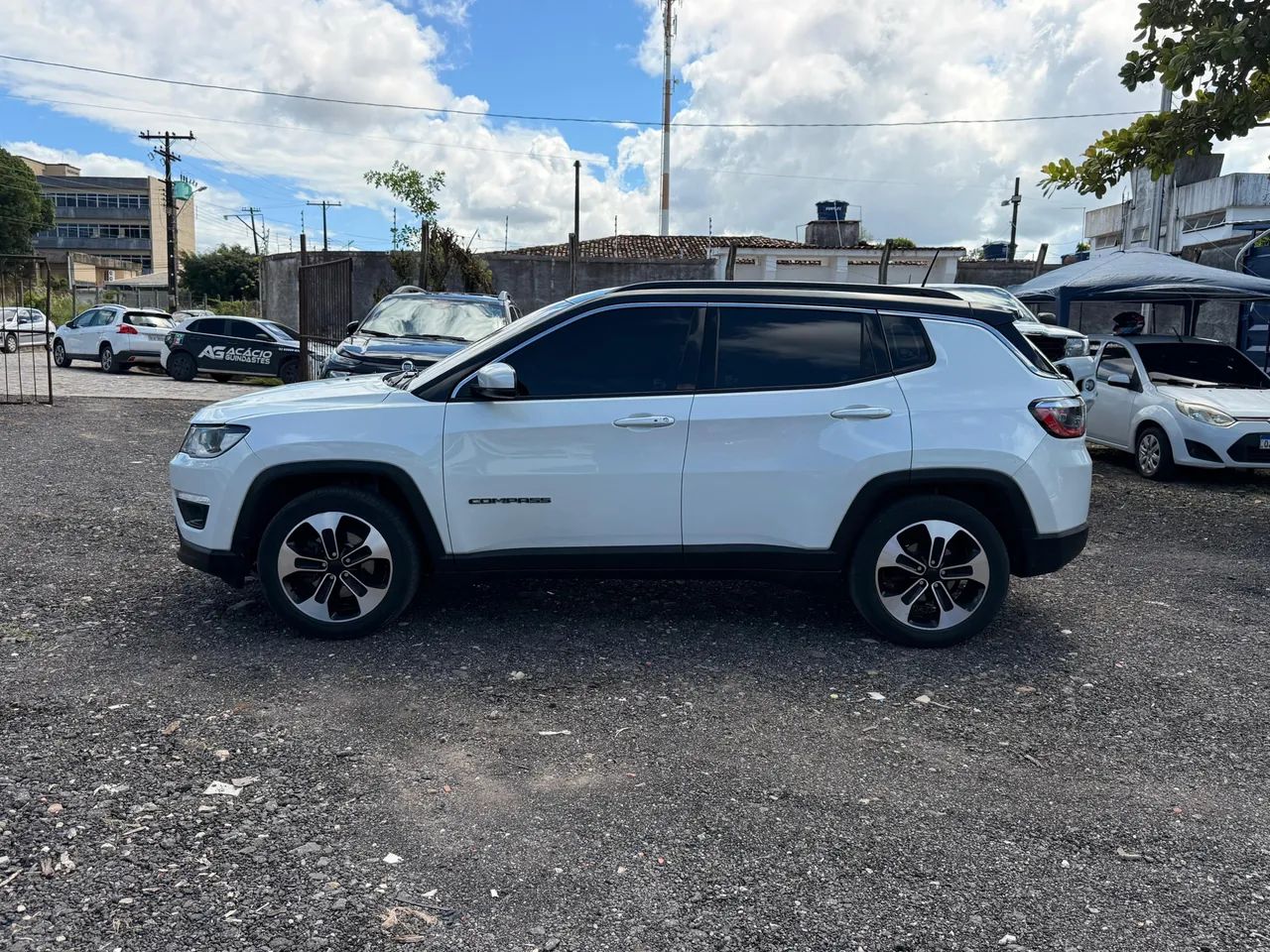Jeep Compass Longitude 2.0 4X2 Flex 16V Aut. 2017 - Foto 4