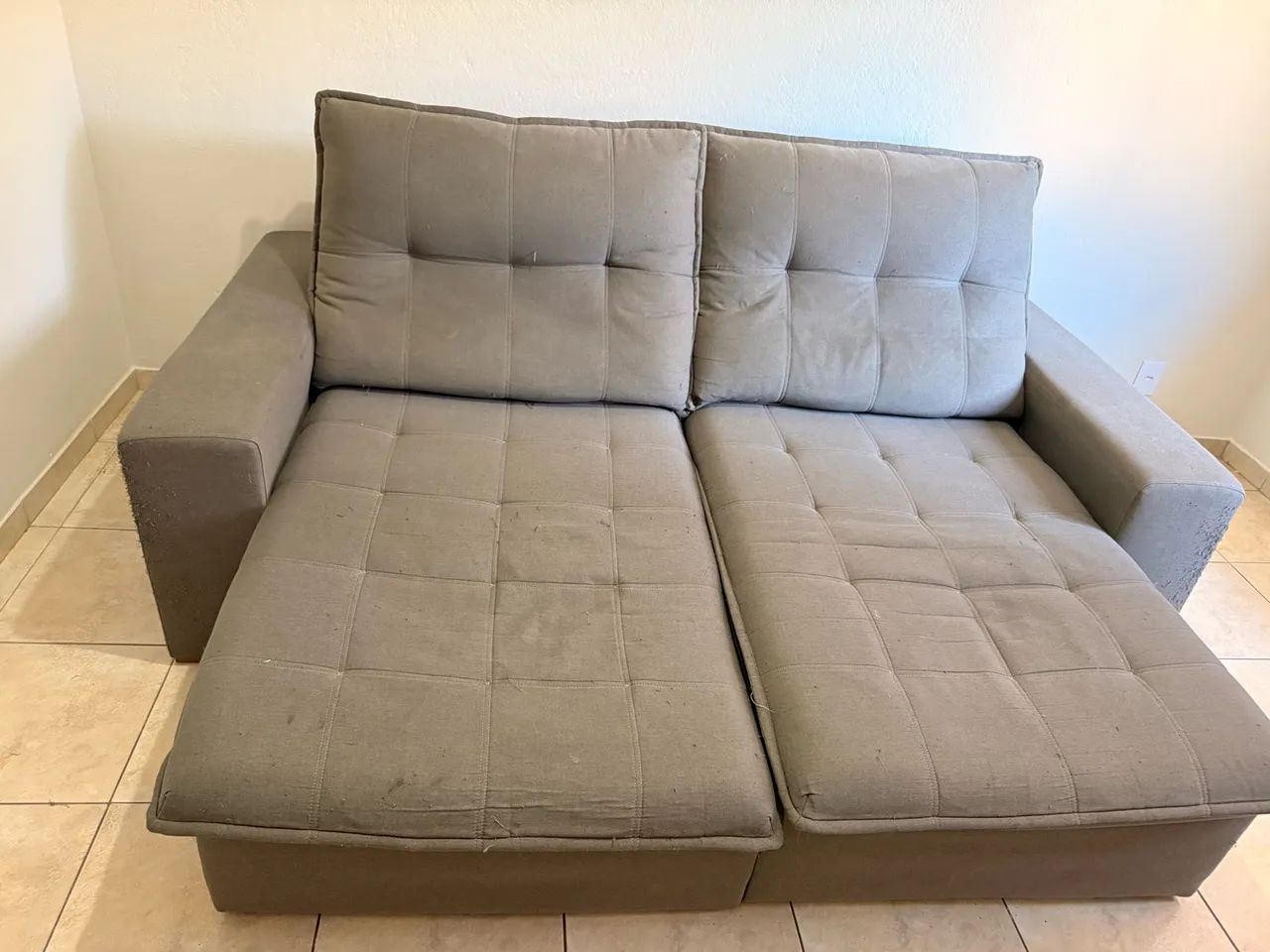 Sofá retrátil 