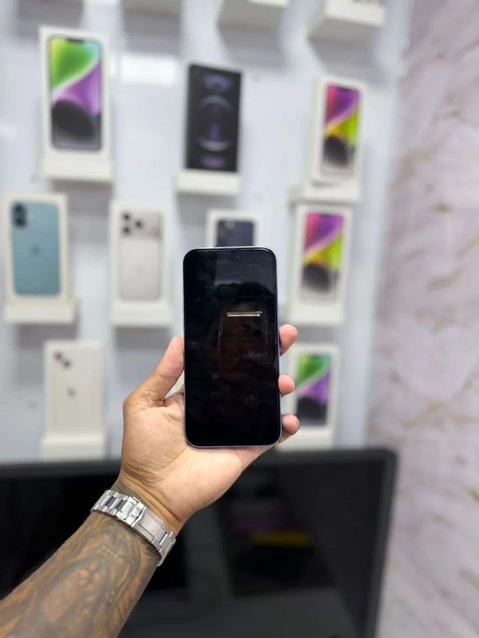 IPHONE 16 PLUS 128GB AZUL<br>R$ 4.250,00 - Foto 4