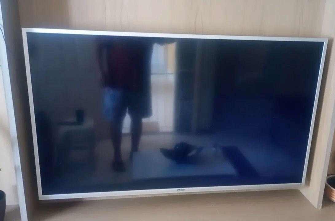 TV PHILCO 58"