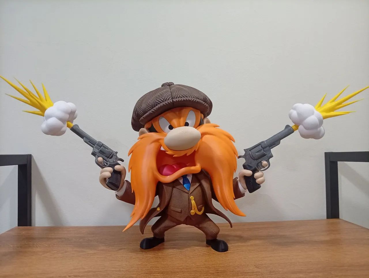 Boneco Eufrazino Peaky Blinders Looney Tunes 30cm