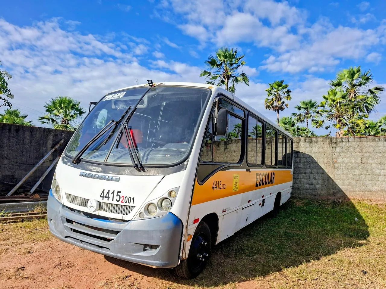 Micro ônibus Mercedes Benz