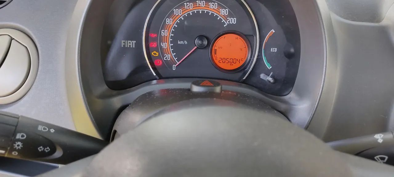 Fiat Uno Vivace 1.0 EVO Fire Flex 8V 3P 2012 - Foto 5