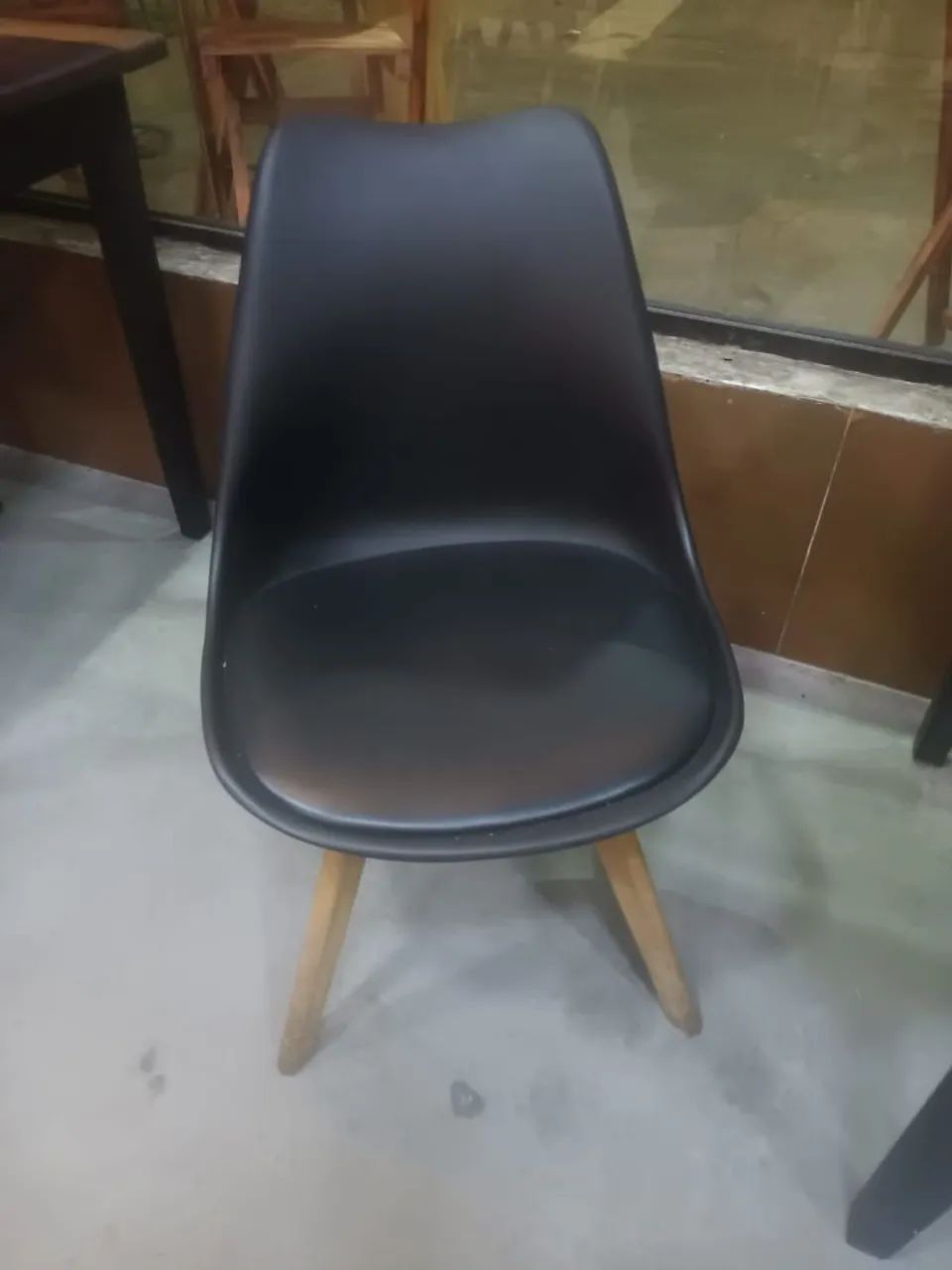 Vendo cadeiras modernas e elegantes  - Foto 3