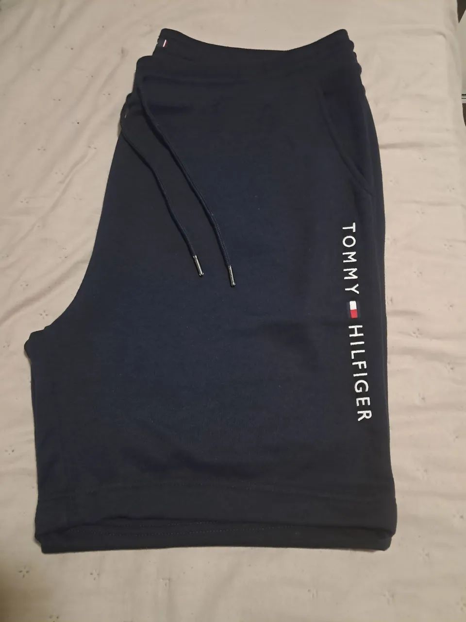 Bermuda Tommy Hilfiger   XL