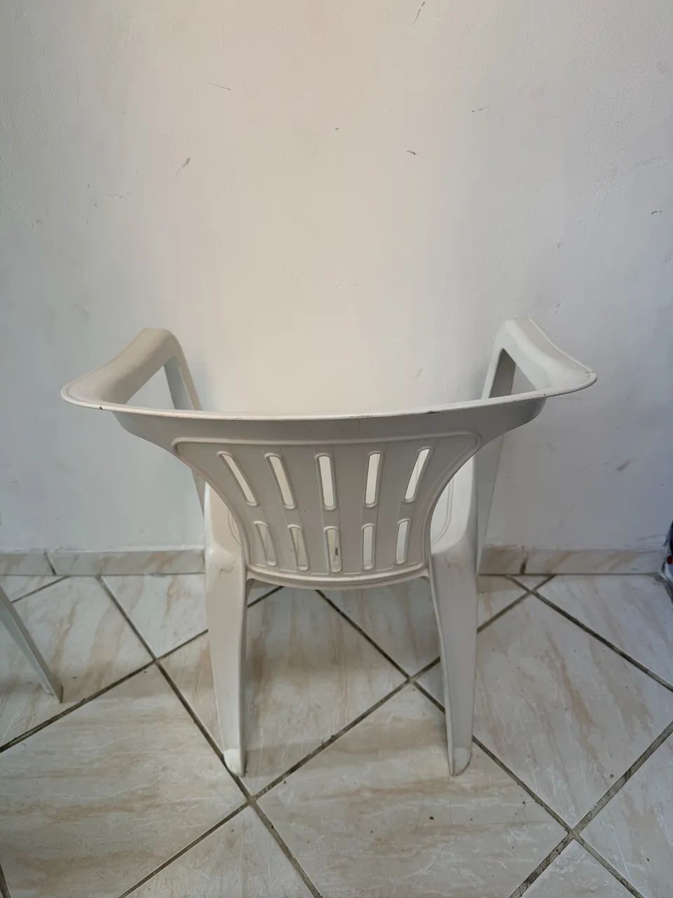 Cadeiras plásticas  - Foto 3