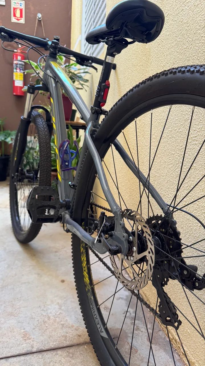 Bicicleta OGGI Hacker Sport 15