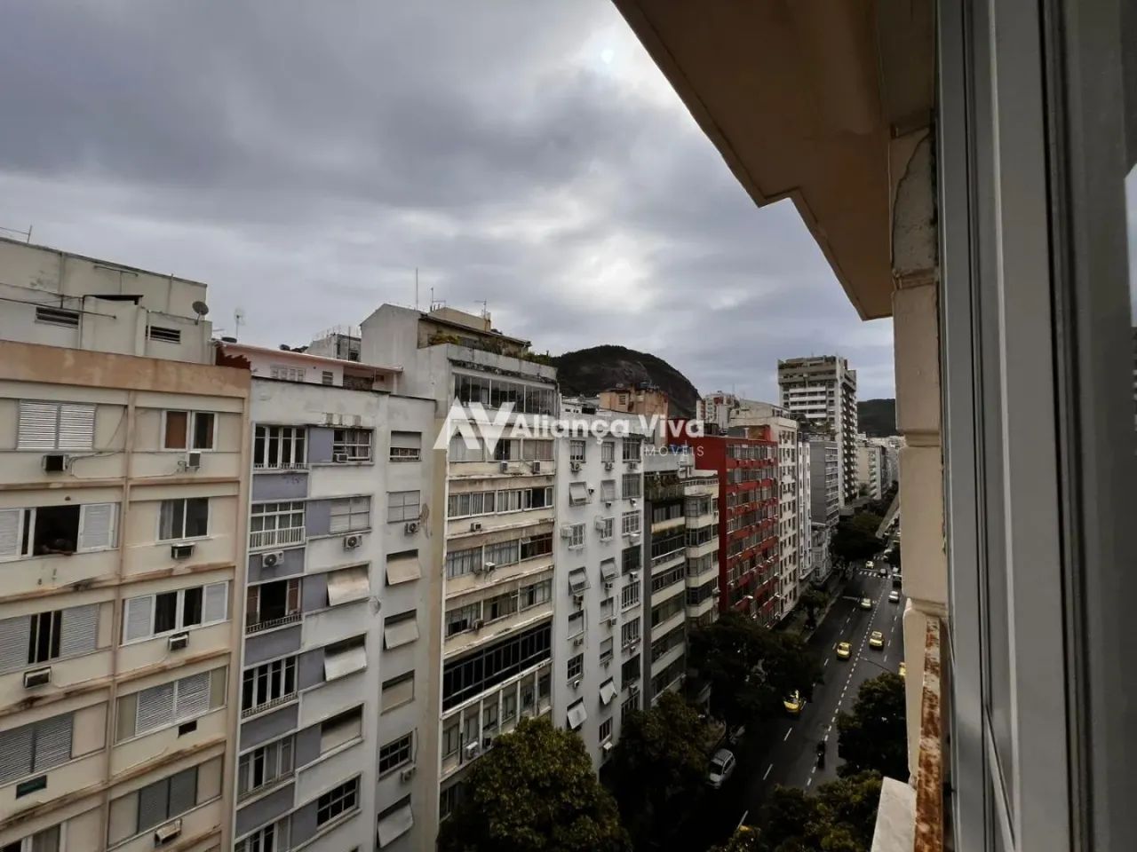 Copacabana | Apartamento 2 quartos, sendo 1 suite - Foto 2
