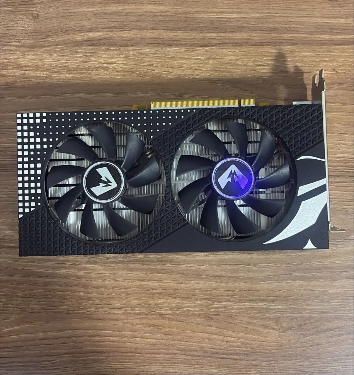 RX 580 COM ARTEFATO  - Foto 2