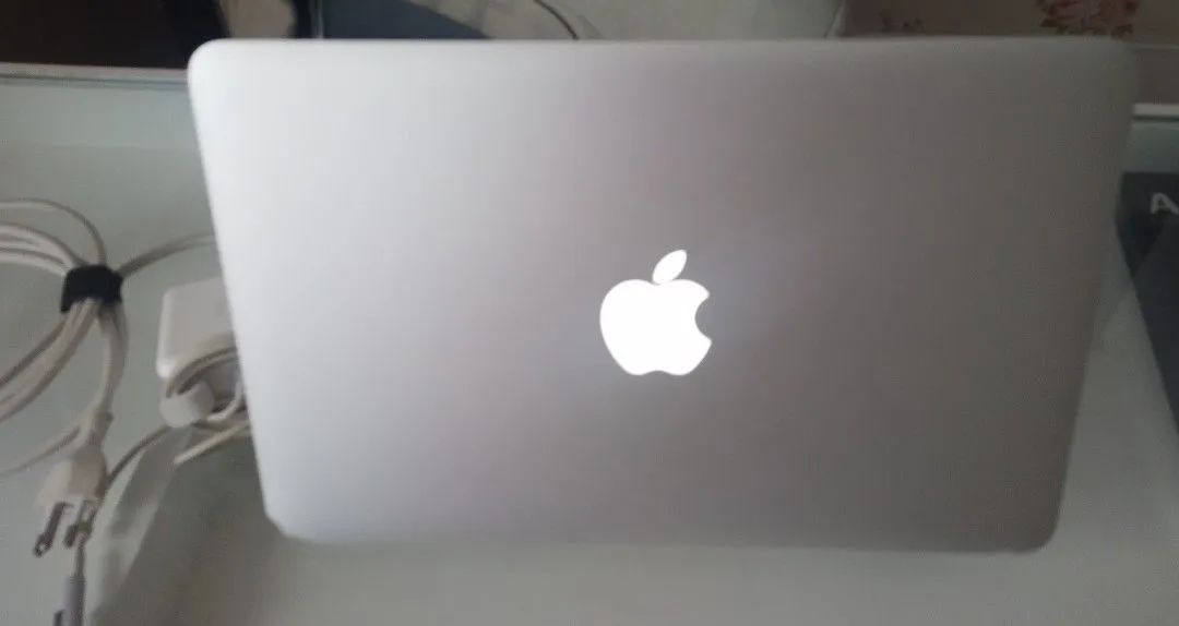MacBook Air Intel Core Due 2010