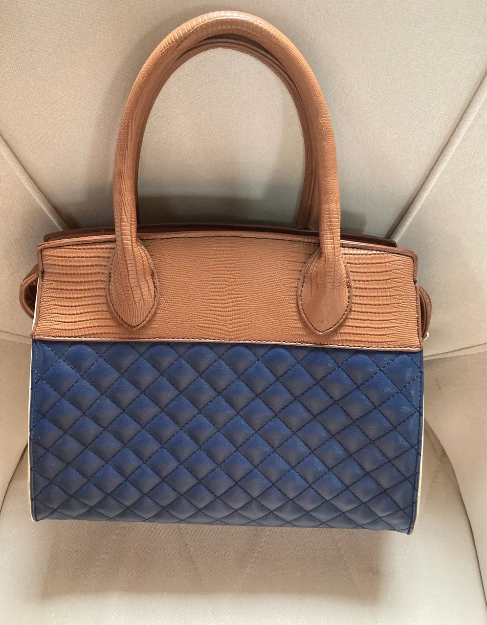 Bolsa elegante alça curta  - Foto 4
