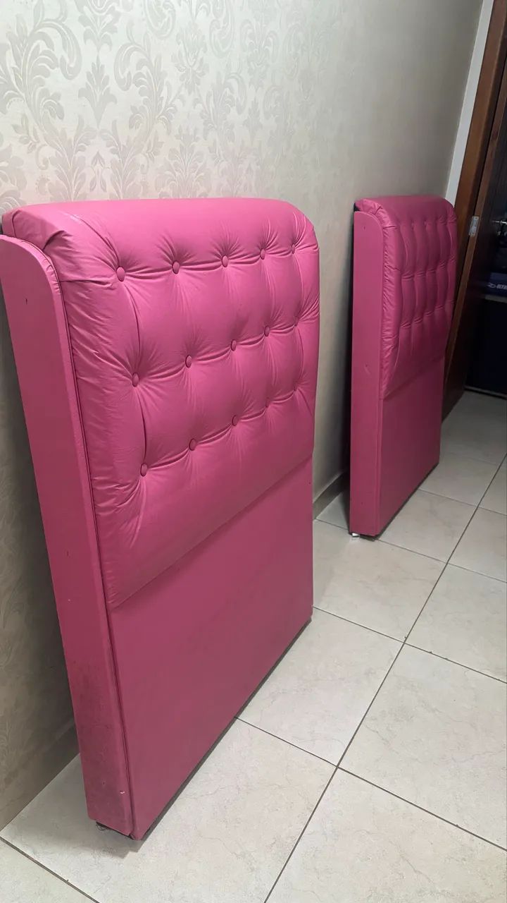 Vendo 2 cabeceiras de cama solteira 