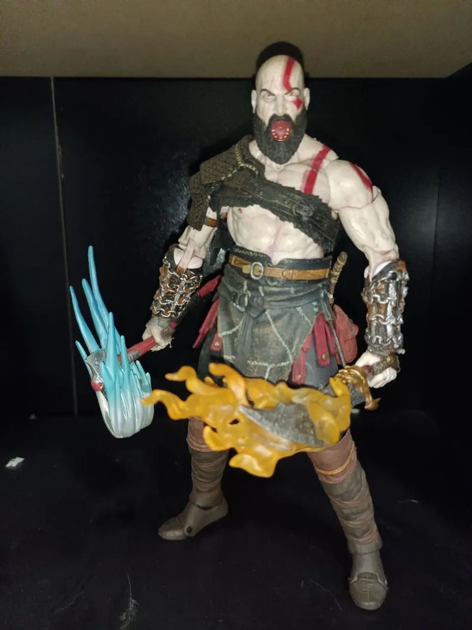Pack Kratos e Atreus Bootleg ( leia a descrição) - Foto 4