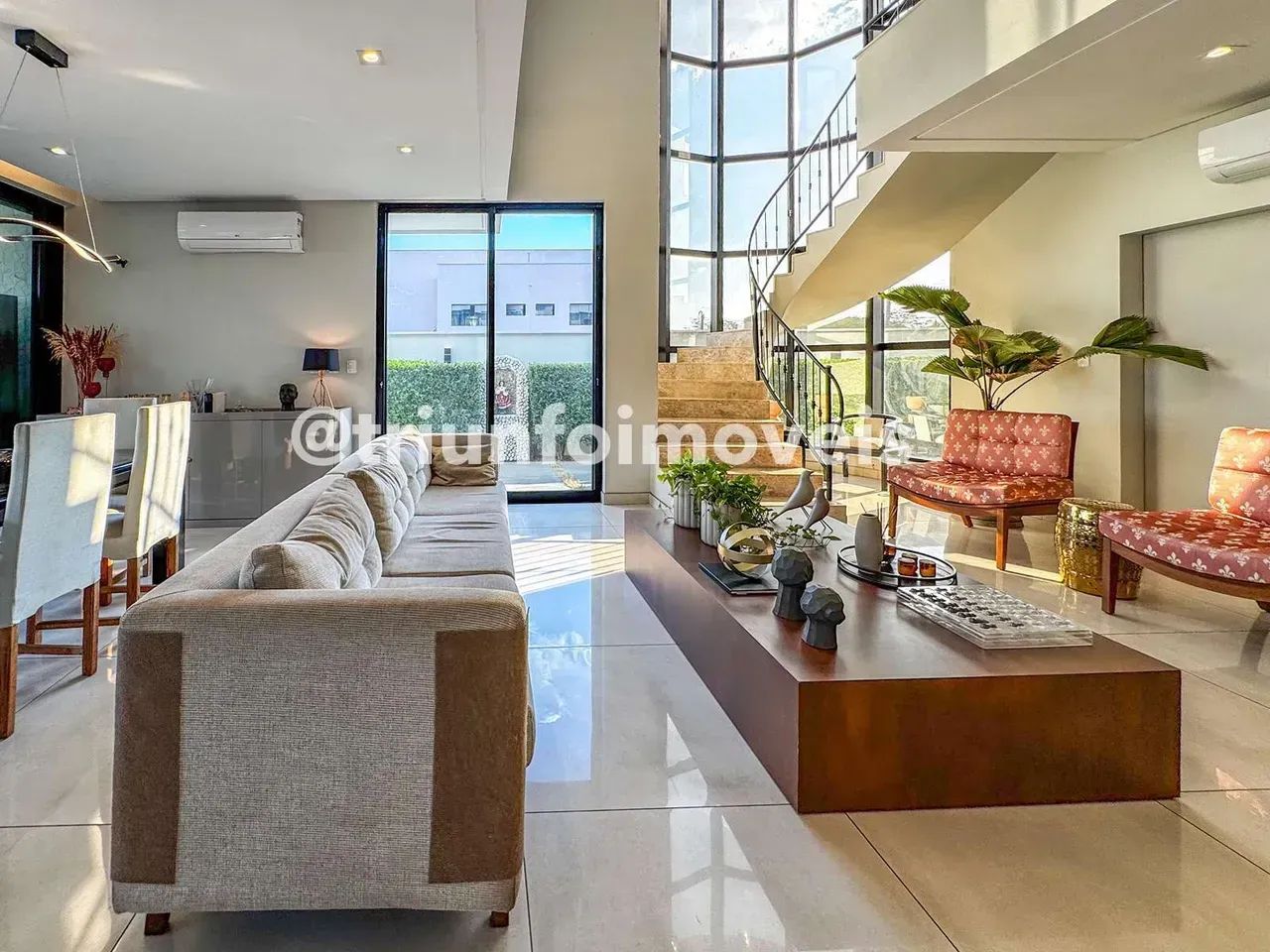 Casa duplex em condomínio com 4 suítes - Foto 5