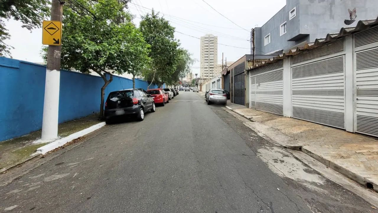 Casa comercial na Alameda Afonso Bocchiglieri, 123  300 m² - Foto 2