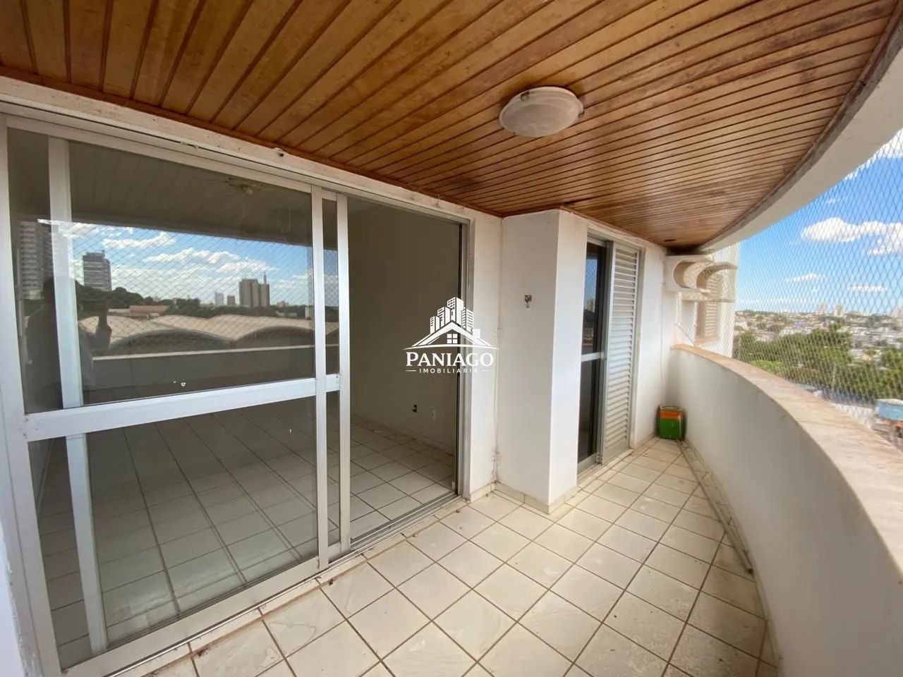 APARTAMENTO 2 QUARTOS (1 SUÍTE), ÁREA DE SERVIÇO E SACADA ARAÉS CUIABÁ-MT R$ 390