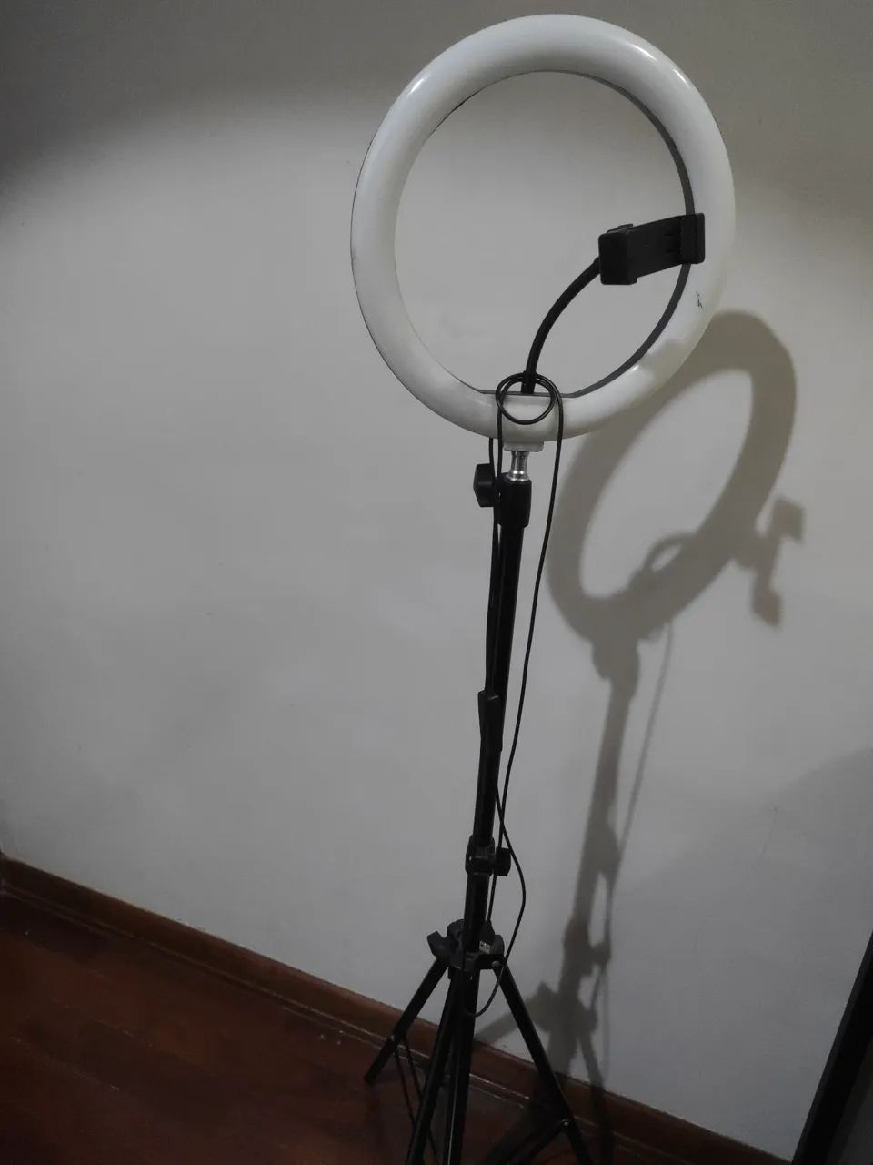 Ring Light LED com Tripé e Suporte para Celular