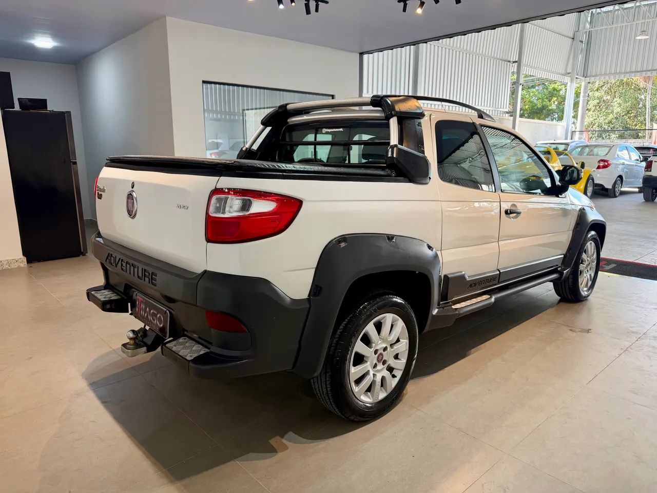 Fiat Strada Adv.1.8 16V Dualogic Flex CD 2014 - Foto 5
