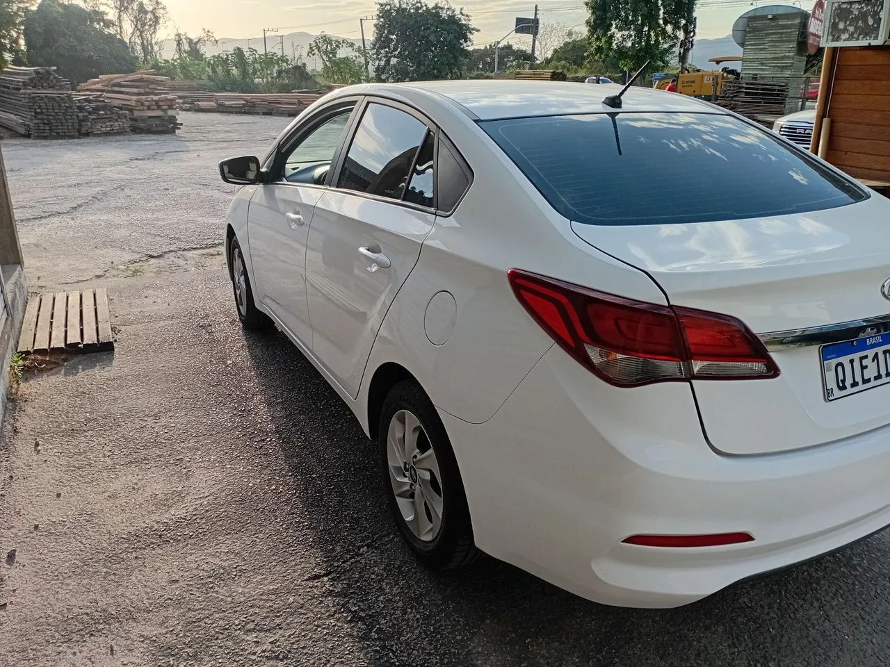 Hyundai HB20 R Spec 1.6 Flex 16V Mec. 2017 - Foto 3