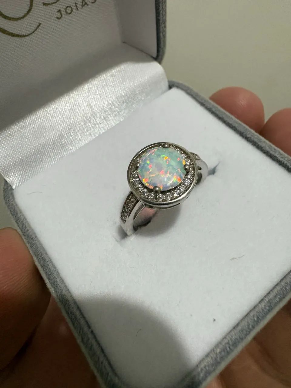 Anel prata com opala e zircônias - Foto 2
